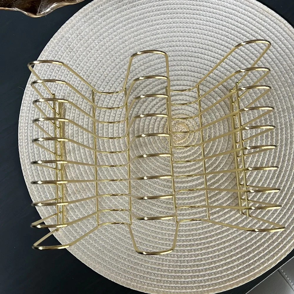 Decorative file or mail holder - Picture 2 of 2